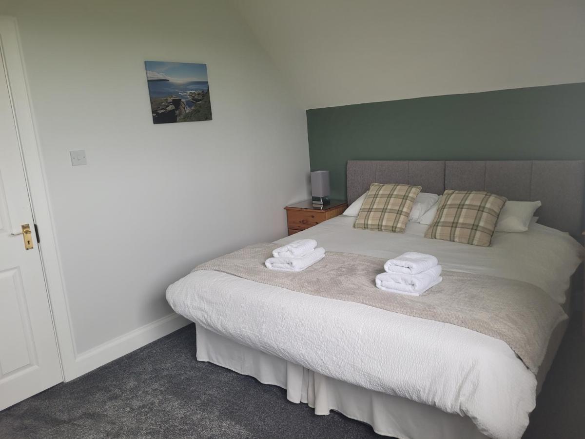 Lindisfarne Bed & Breakfast Стромнесс Екстер'єр фото