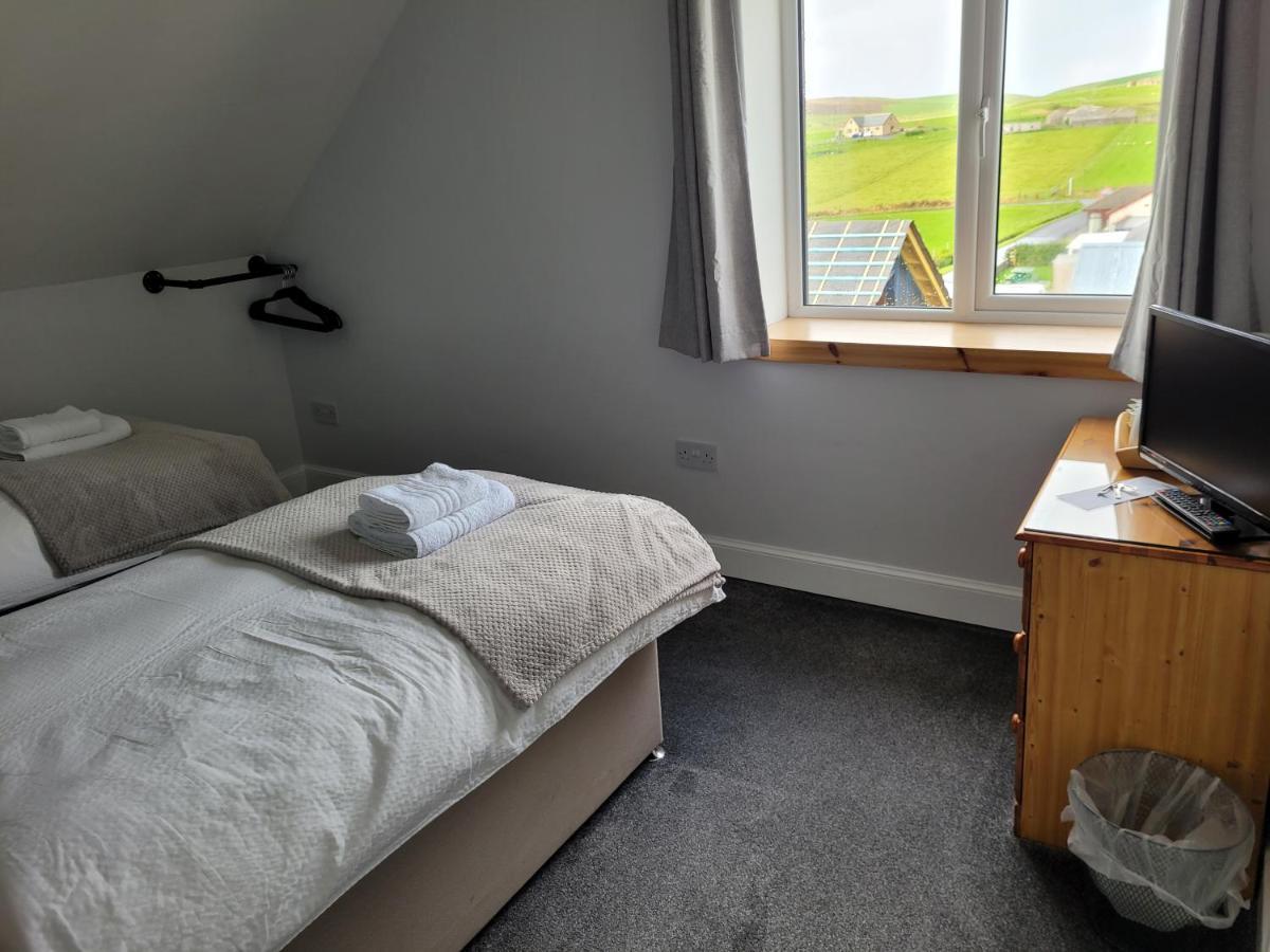 Lindisfarne Bed & Breakfast Стромнесс Екстер'єр фото