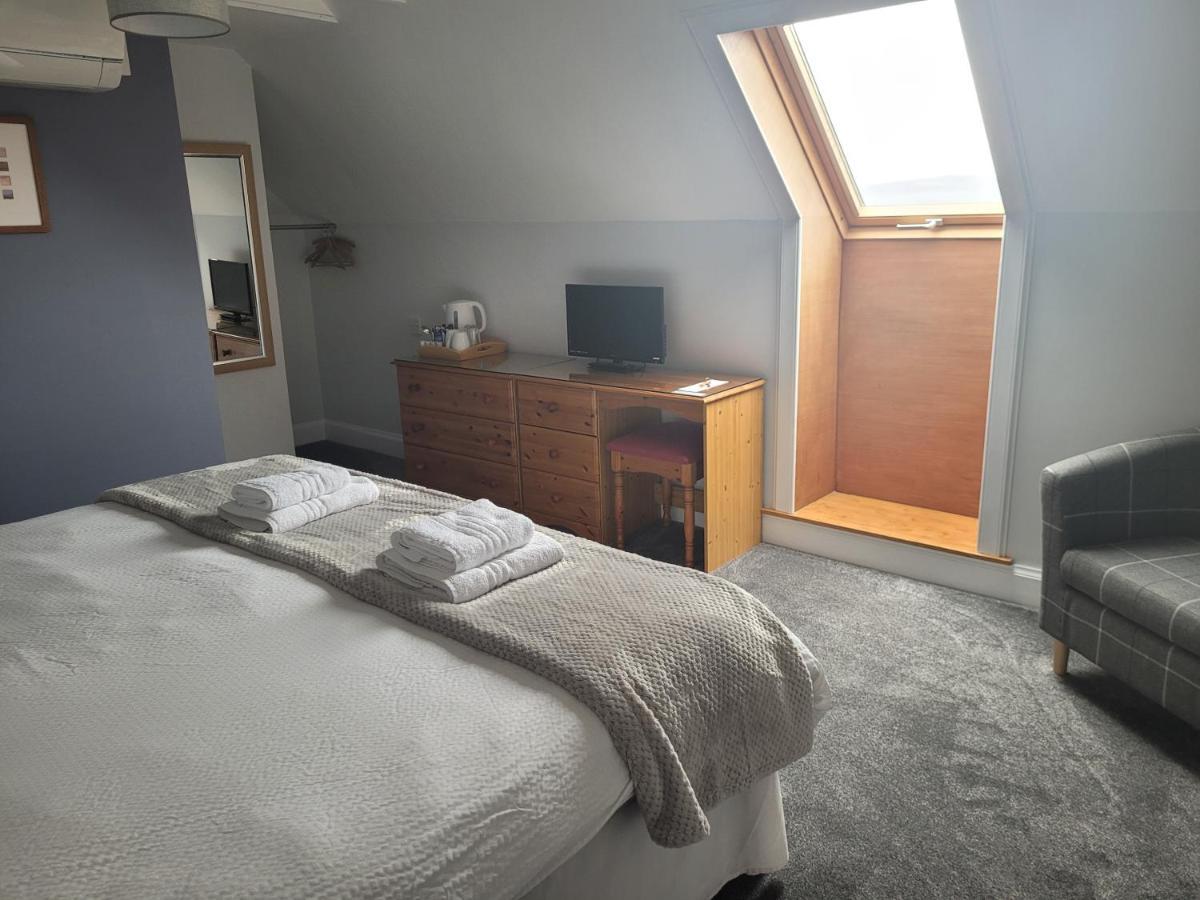 Lindisfarne Bed & Breakfast Стромнесс Екстер'єр фото