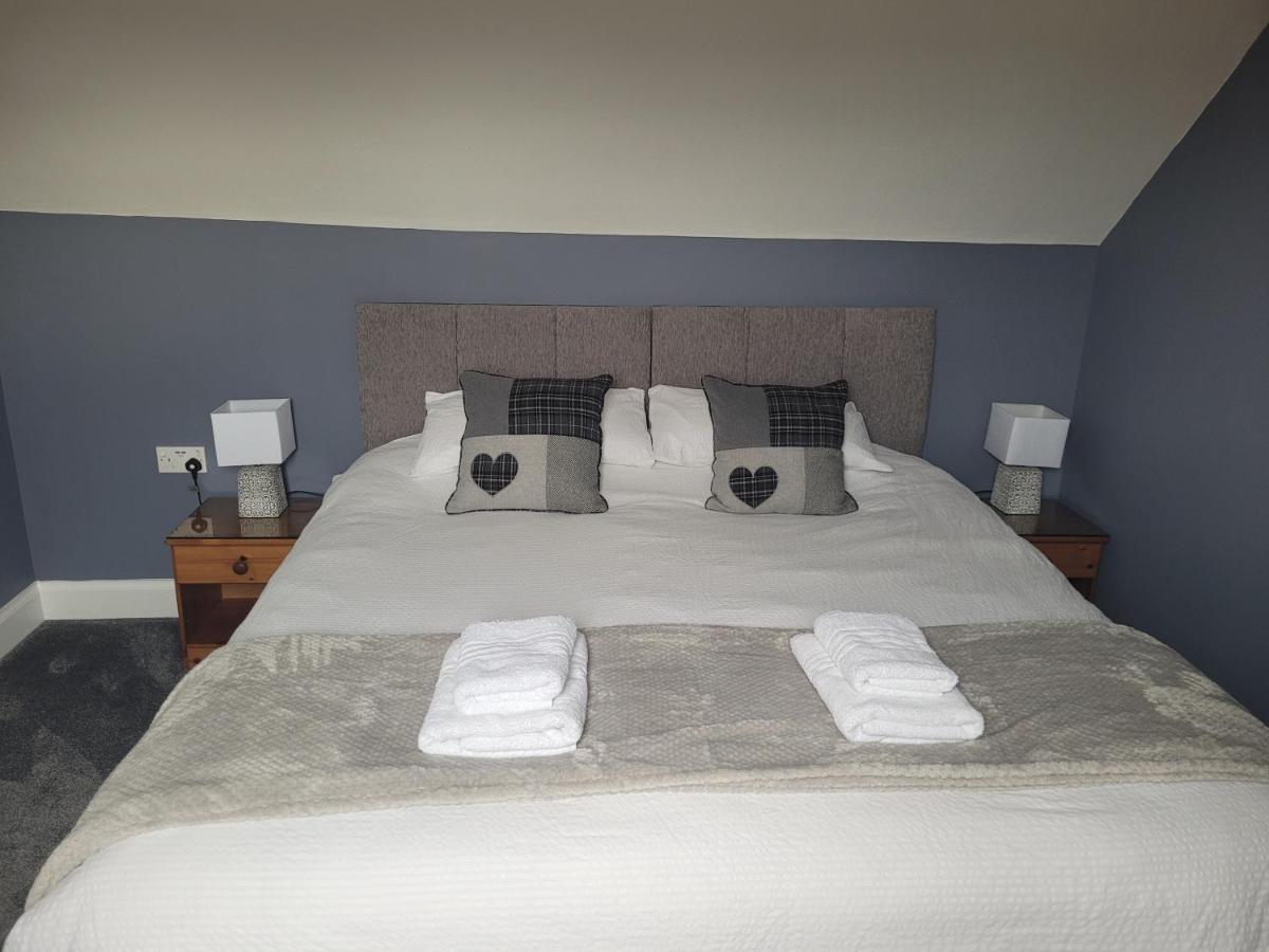Lindisfarne Bed & Breakfast Стромнесс Екстер'єр фото
