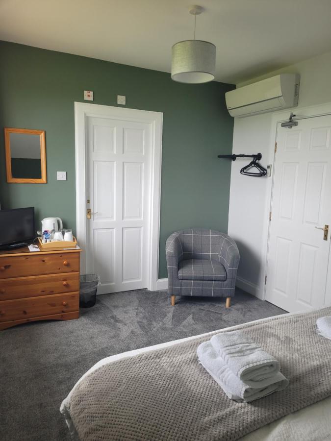 Lindisfarne Bed & Breakfast Стромнесс Екстер'єр фото