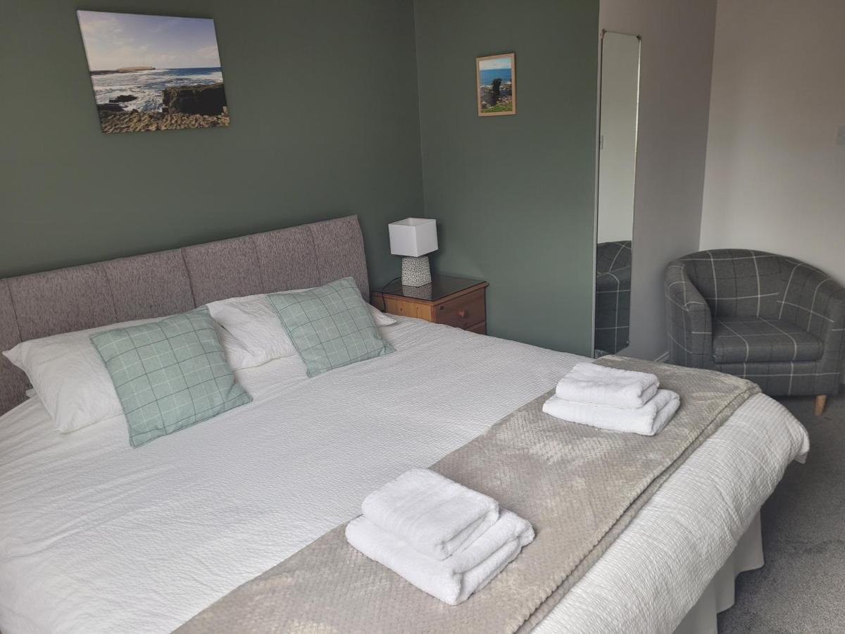 Lindisfarne Bed & Breakfast Стромнесс Екстер'єр фото