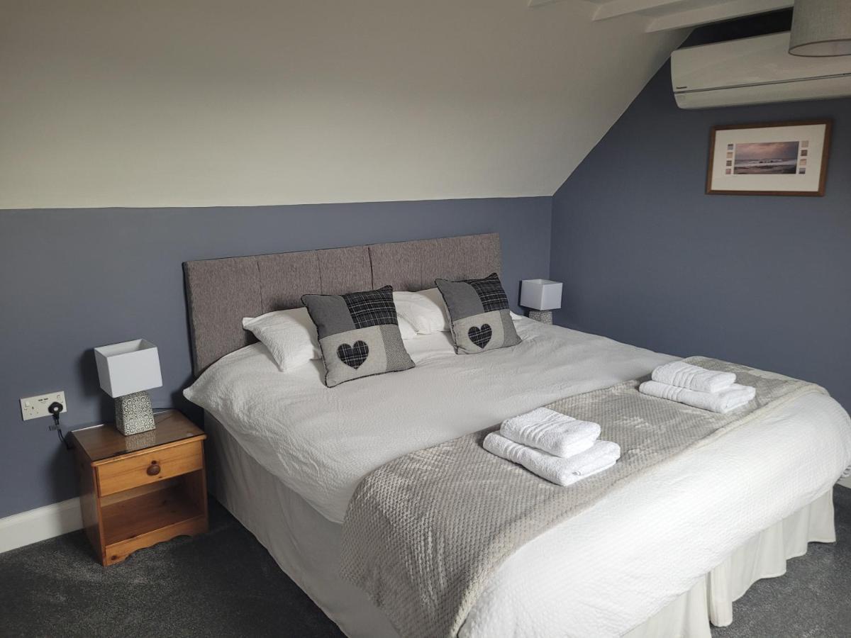 Lindisfarne Bed & Breakfast Стромнесс Екстер'єр фото