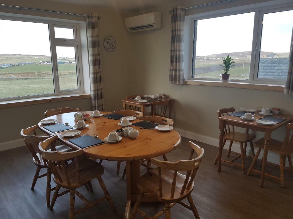 Lindisfarne Bed & Breakfast Стромнесс Екстер'єр фото