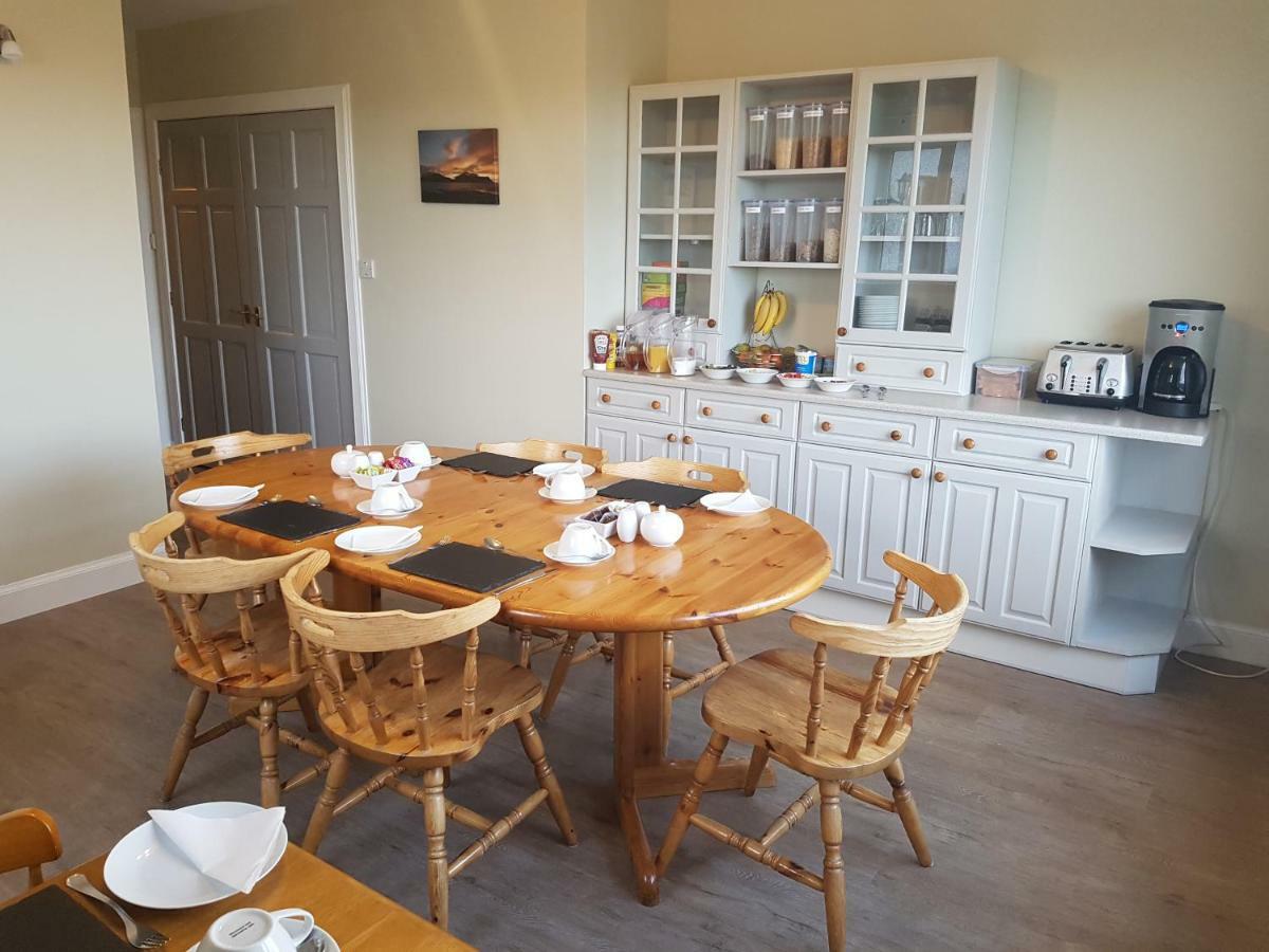 Lindisfarne Bed & Breakfast Стромнесс Екстер'єр фото