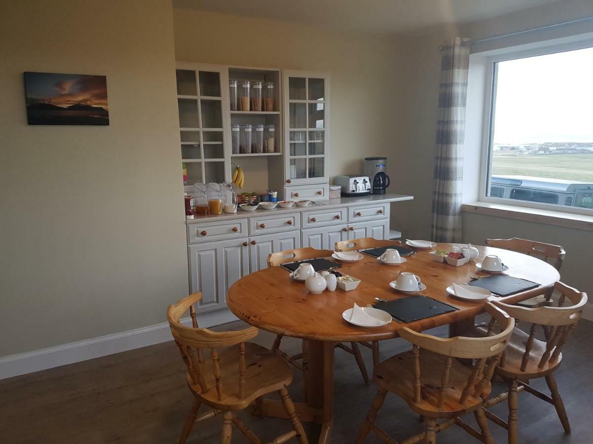 Lindisfarne Bed & Breakfast Стромнесс Екстер'єр фото